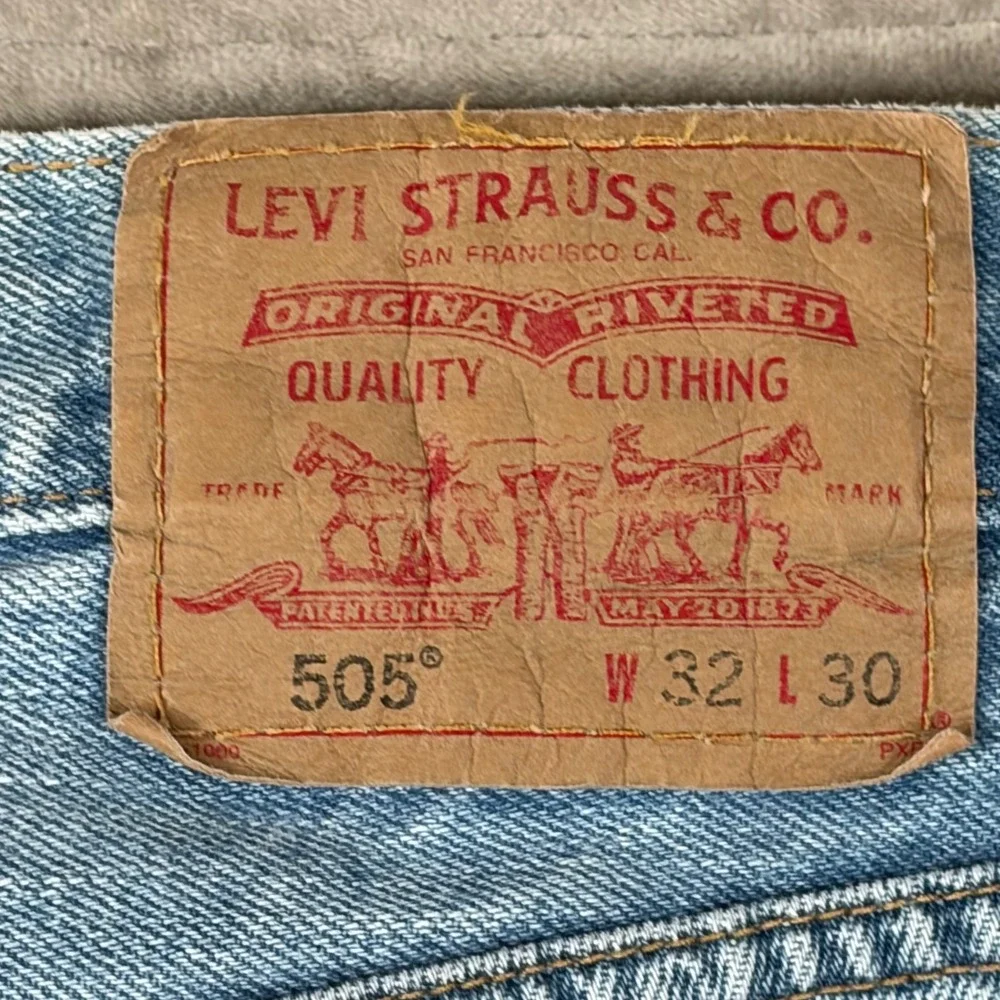 Levis 505 Regular Fit Jeans 32x30 Light Wash Blue Straight Leg Denim 005054834‎
